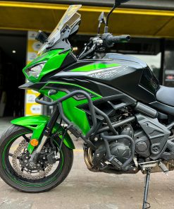 Hyperrider KAWASAKI VERSYS 650 CRASH GUARD with Grab Sliders Shield your Versys 650 with this sturdy guard for frame, fairing, and engine.