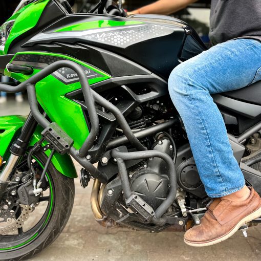 Hyperrider KAWASAKI VERSYS 650 CRASH GUARD with Grab Sliders Shield your Versys 650 with this sturdy guard for frame, fairing, and engine.