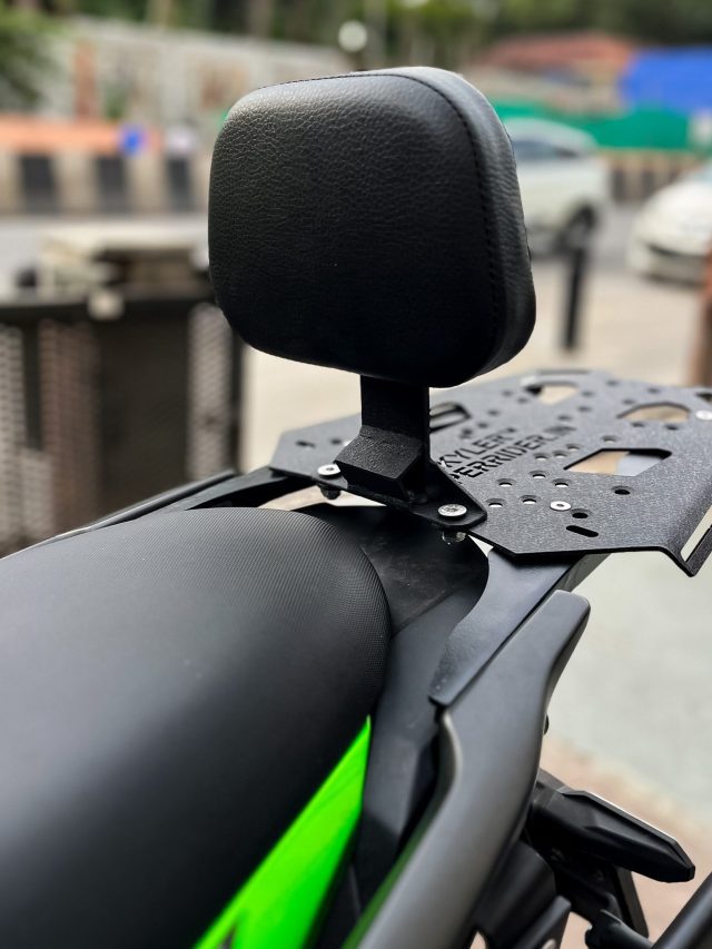 Backrest Benefits for Kawasaki Versys 650: Comfort, Safety & Style